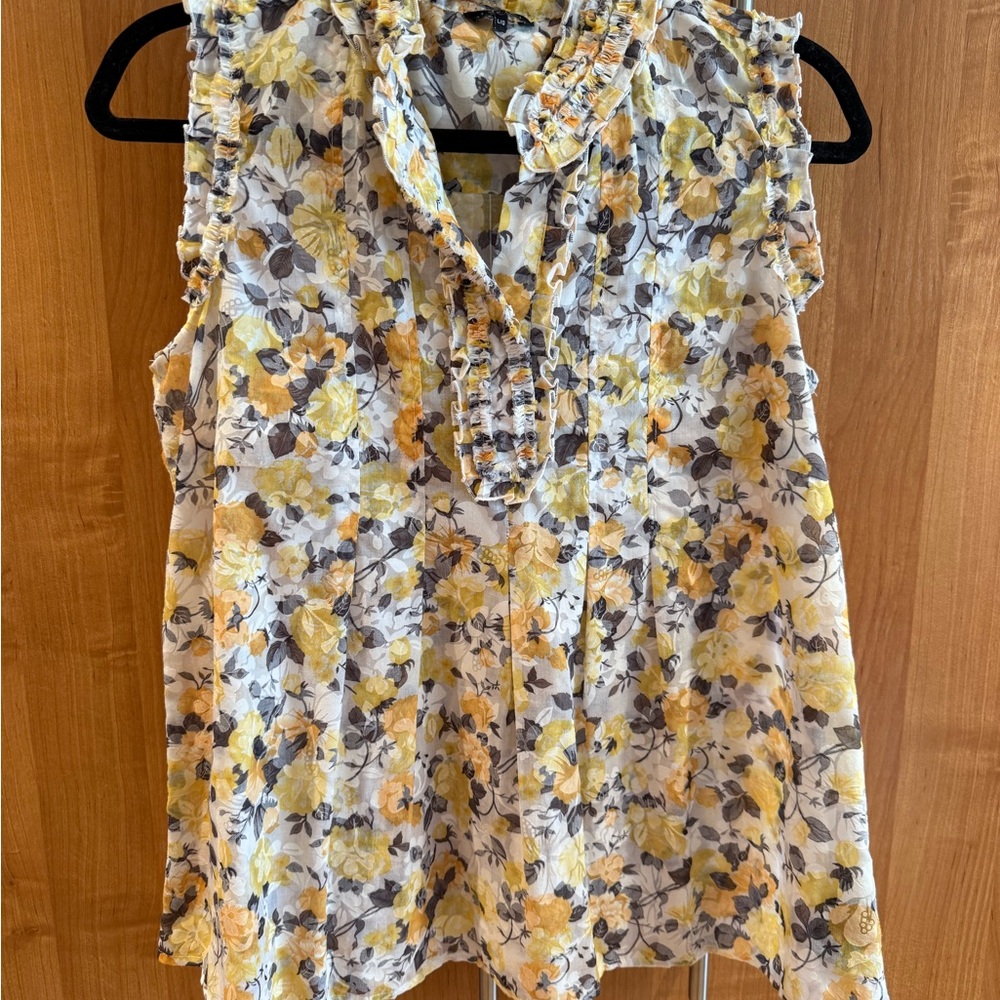 Ispiri Yellow Floral Ruffle Sleeveless Blouse – Size Large